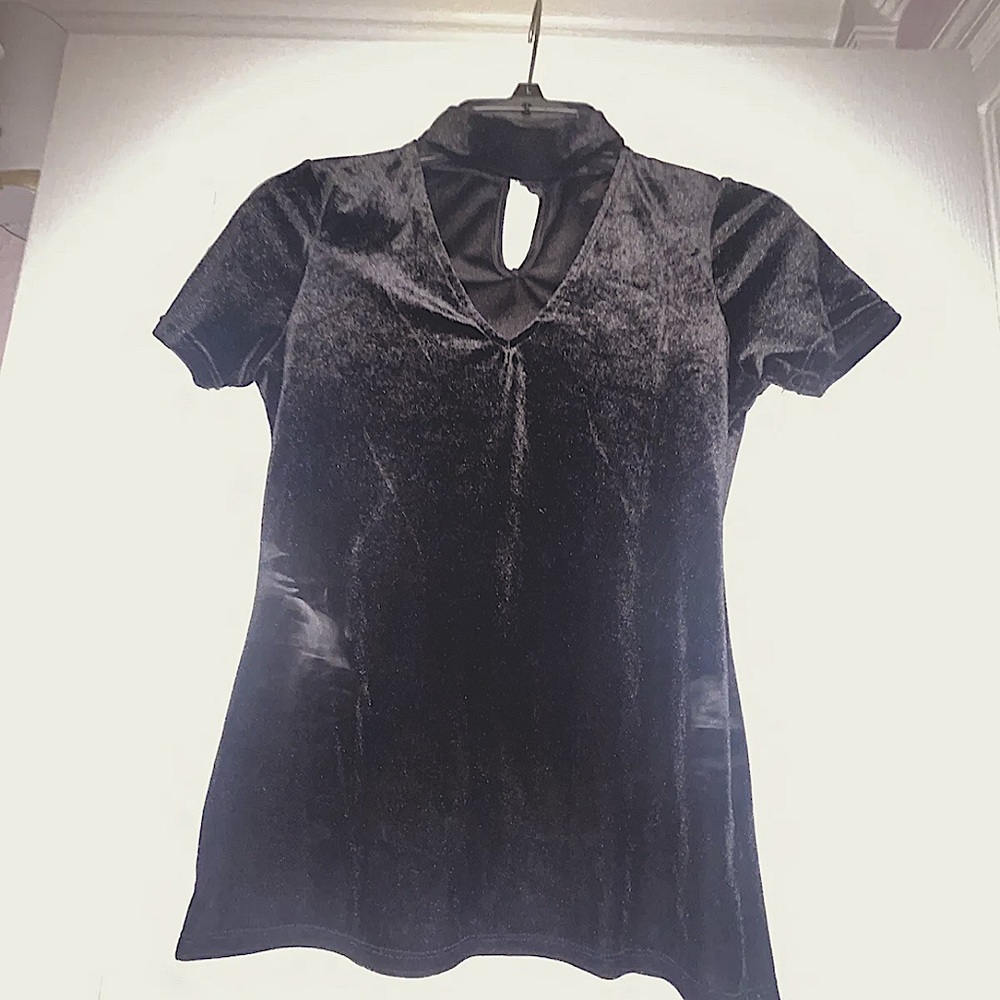 Velvet Black Shirt with Choker